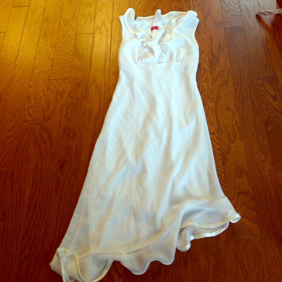 Ruby Rox Dresses & Skirts - New with tags! White flowy asymmetrical dress